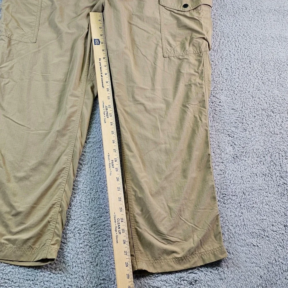Duluth Trading Co Cargo Pants Mens 40x30 Beige Nylon Lightweight Hiking Outdoor
